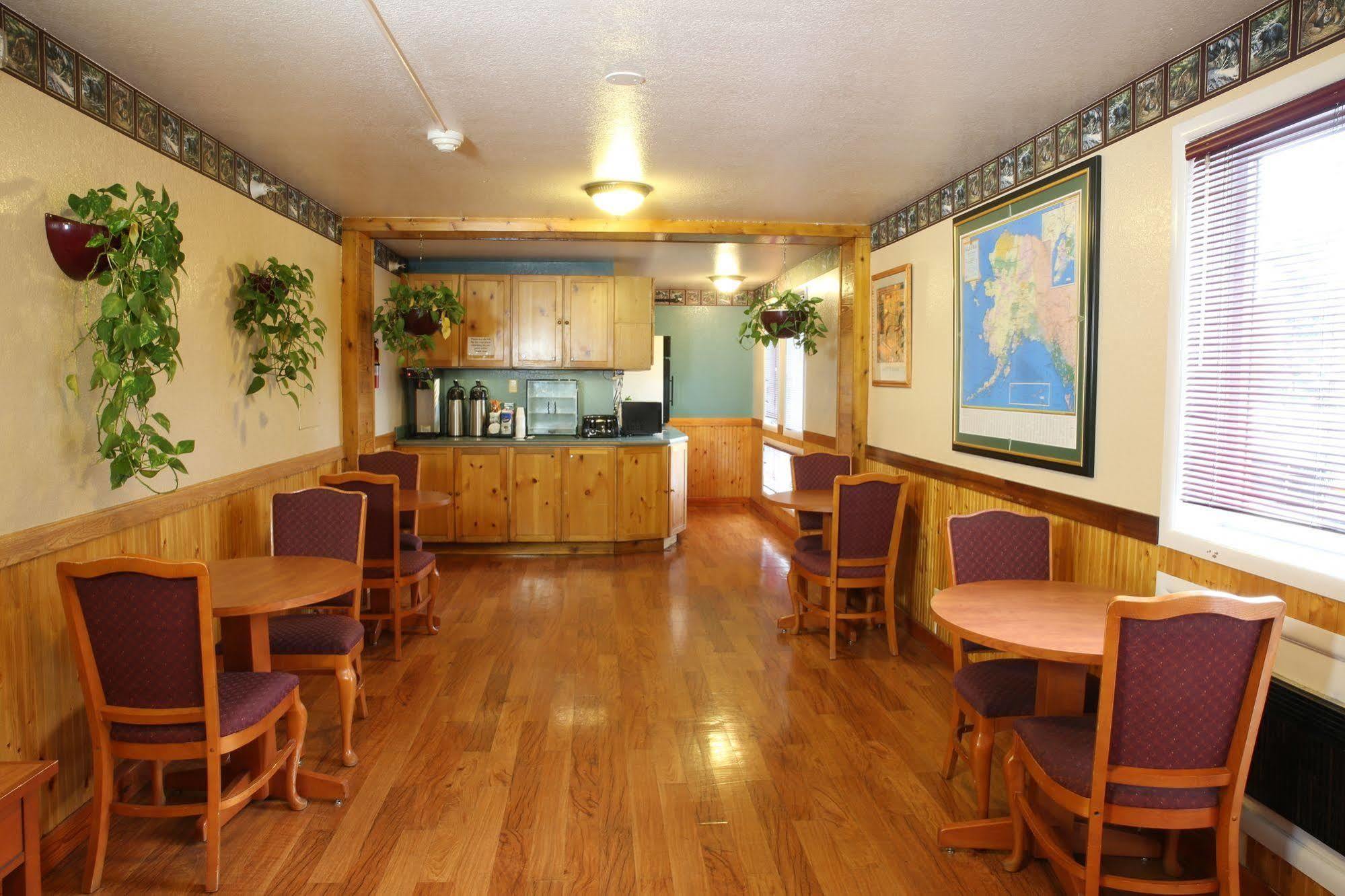 Long House Alaskan Hotel 앵커리지 외부 사진